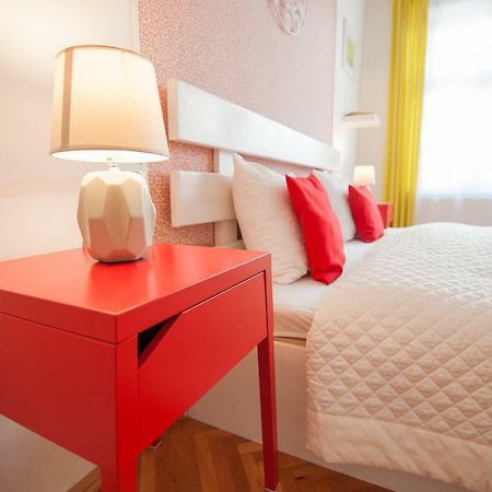 Spacious Stylish Apartment In Old Town سيبيو المظهر الخارجي الصورة