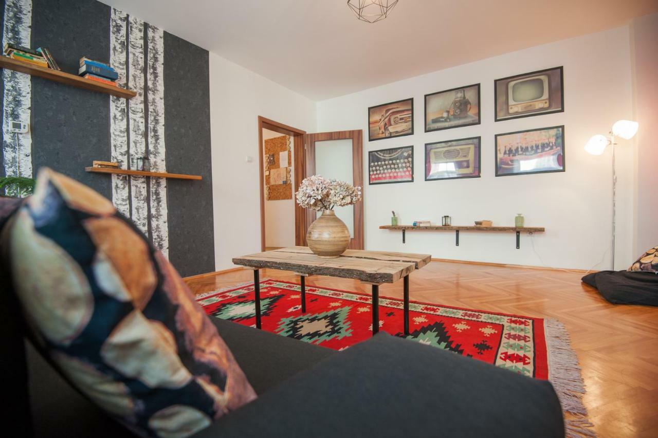 Spacious Stylish Apartment In Old Town سيبيو المظهر الخارجي الصورة