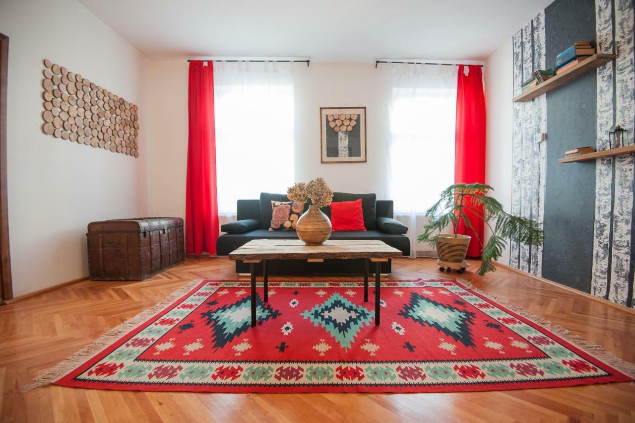 Spacious Stylish Apartment In Old Town سيبيو المظهر الخارجي الصورة