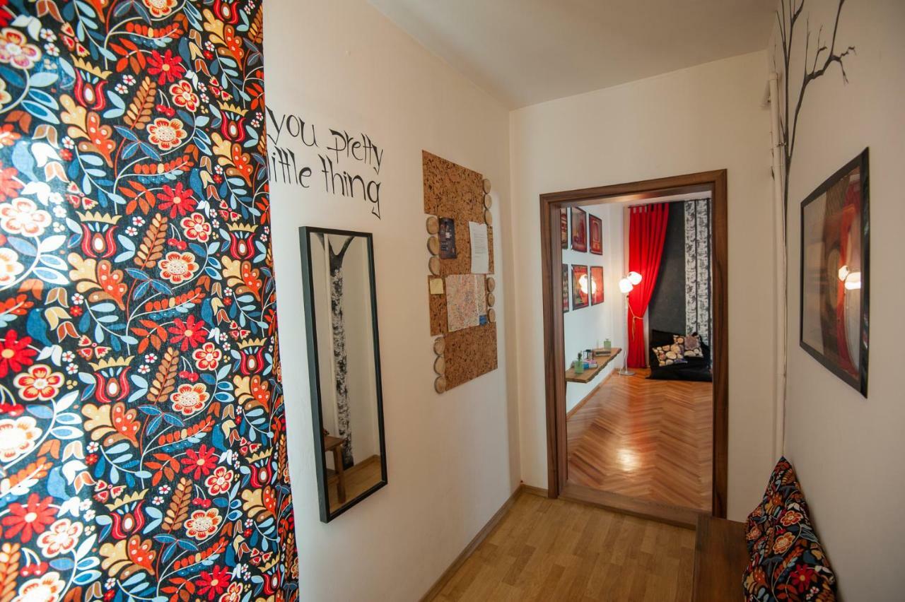 Spacious Stylish Apartment In Old Town سيبيو المظهر الخارجي الصورة